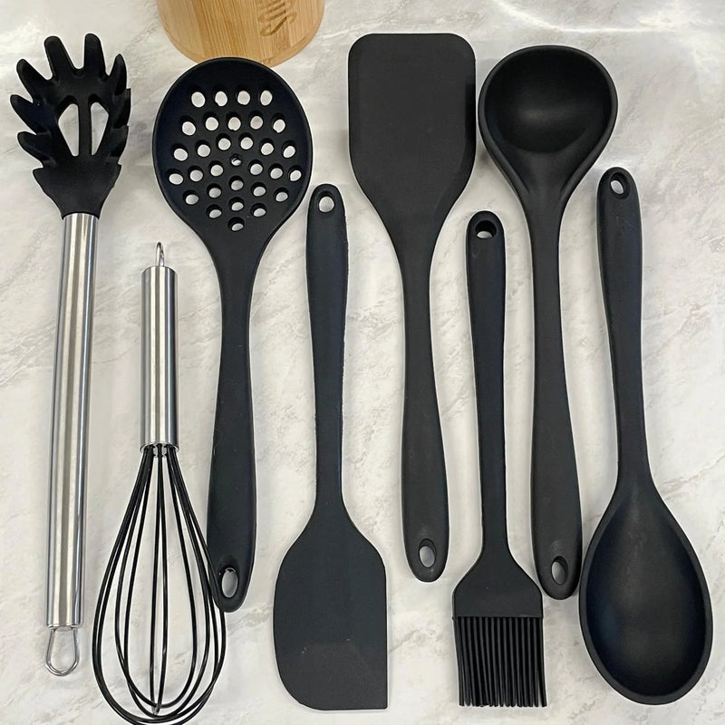 KIT UTENSÍLIOS DE SILICONE E BAMBU PRETO 9 PEÇAS